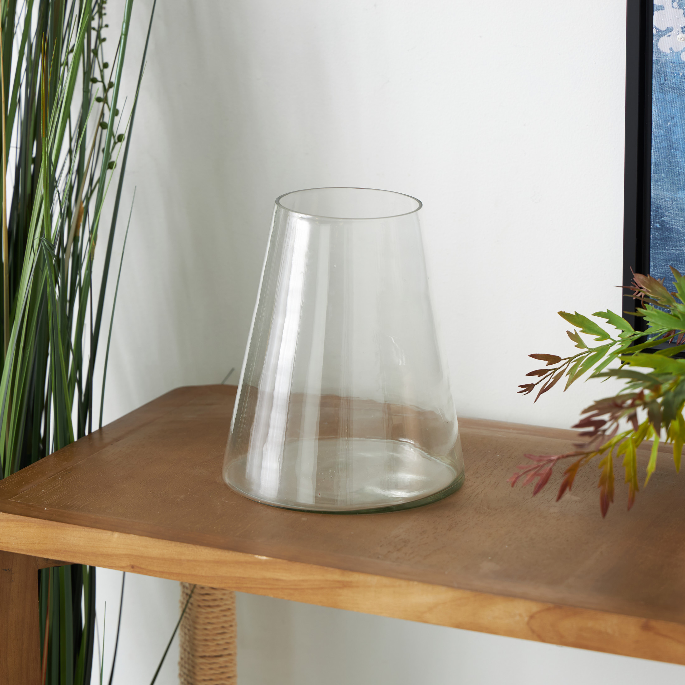 DecMode 9" Wide Cone Shaped Glass Vase