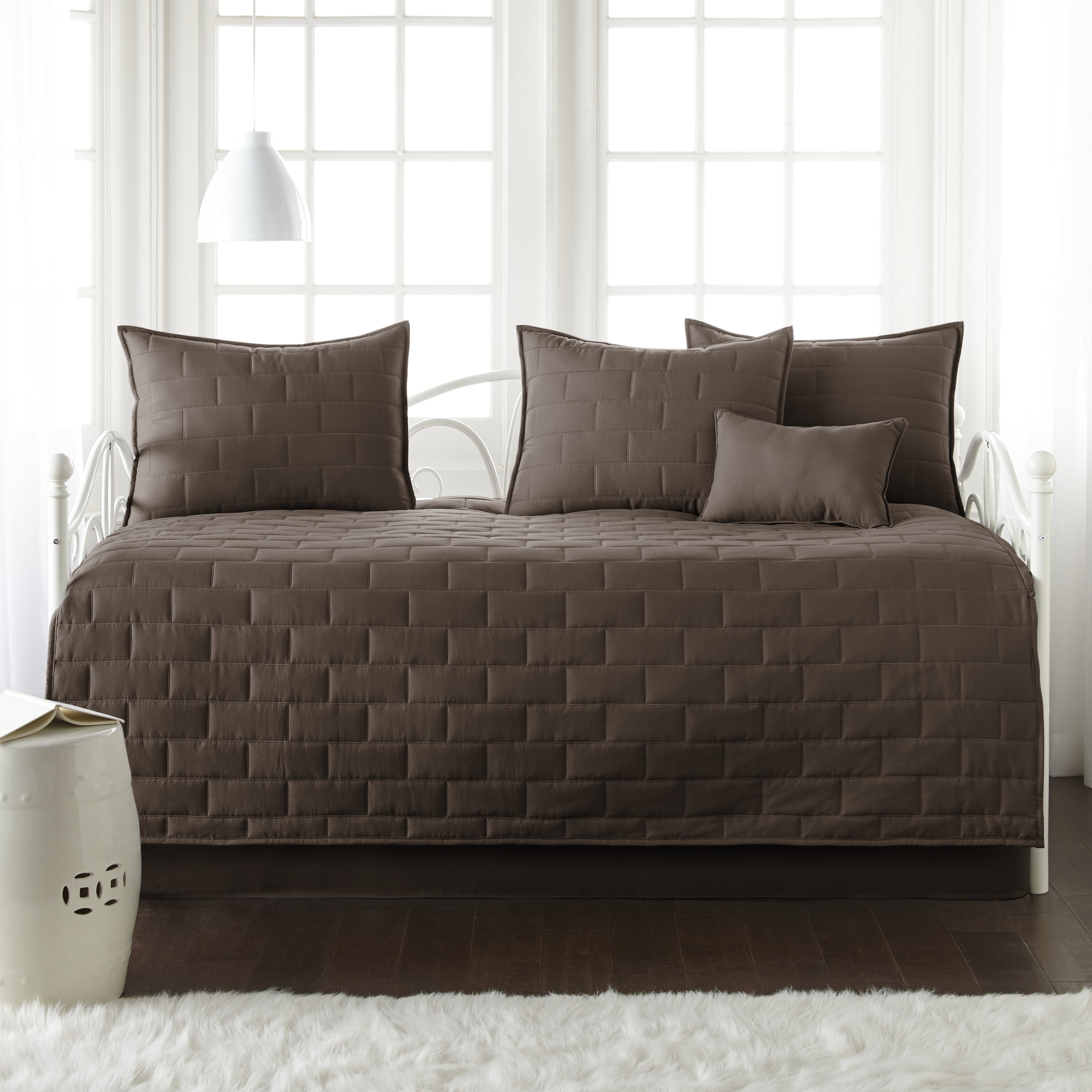 Brickyard Daybed Bedding 6Piece Set by SouthShore Fine Linens