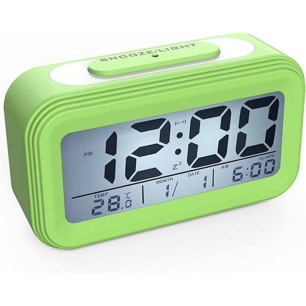 Reloj despertador digital para despertar por la manana reloj despertador digital silencioso con pilas para ninos y adultos pantalla LED grande calendario de temperatura verde Walmart en linea