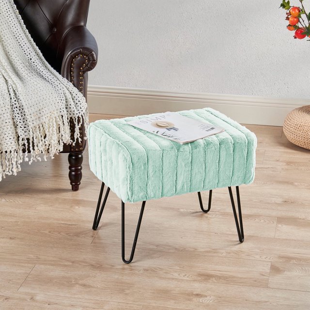 HOME SOFT THINGS OTOMAN/TABURETE SUPER SUAVE DE PIEL SINTÉTICA. OTOMAN TAPIZADO PARA REPOSAPIÉS CON PATAS DE METAL NEGRO Y ASIENTO ACOLCHADO. 48X33X43CM, AQUA DESLAVADO