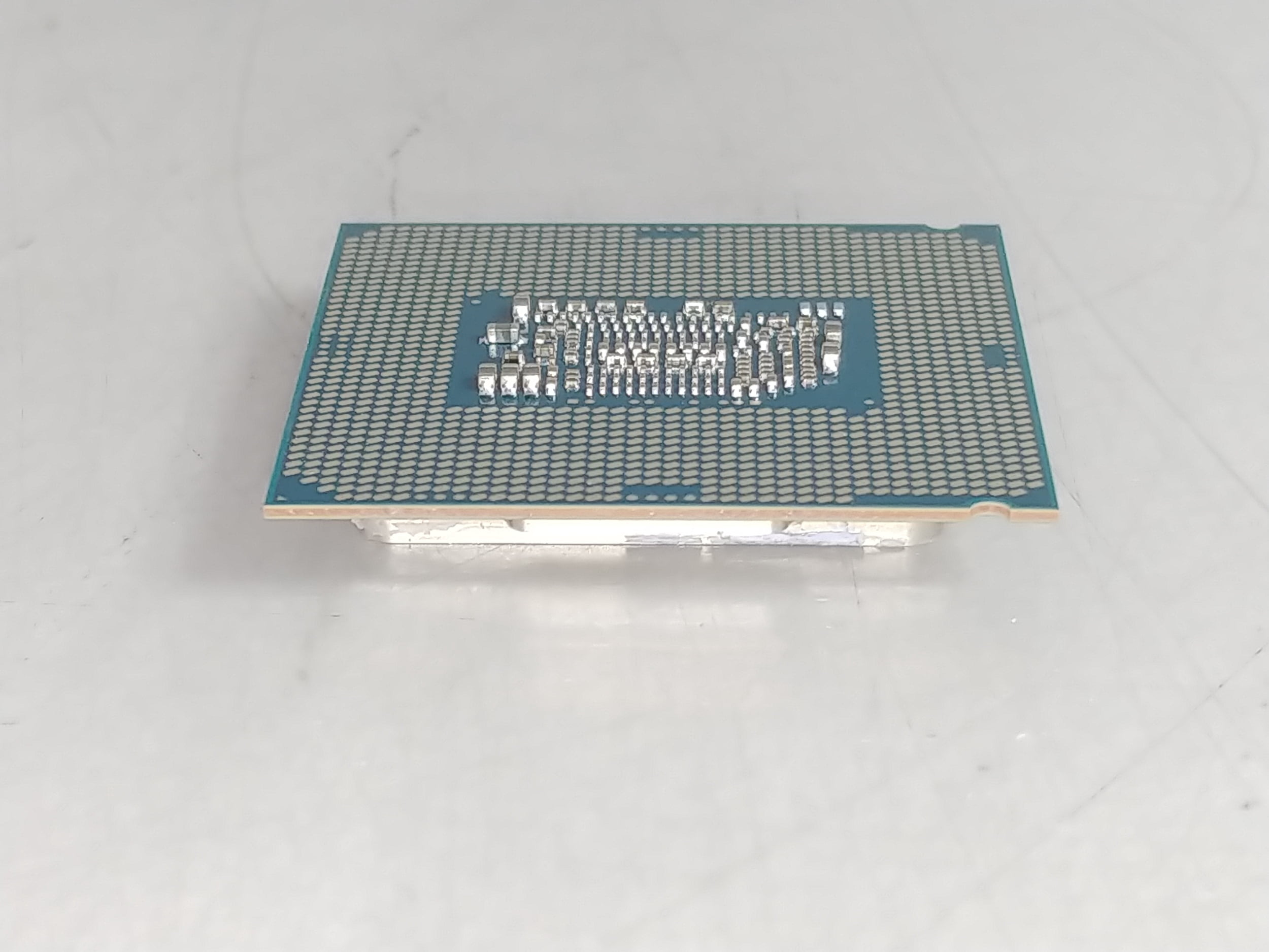 Pre-Owned Intel Core i7-6700 LGA 1151 3.4 GHz 8 GT/s Desktop CPU Processor SR2L2 (Good)