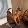 thumbnail image 4 of Bolso Messenger Hobo Bag para Hombres Mujeres Cuero PU Viajes, 4 of 9