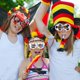 thumbnail image 2 of Gafas decorativas 2022 Soccer Sport Party Bar regalo de cumpleaños para niños adultos, modelo rojo fútbol Feliz Sencillez, 2 of 5