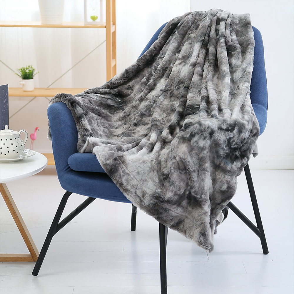 Brand New Grey Winter Fleece Throw Super Soft 130cm x 160cm