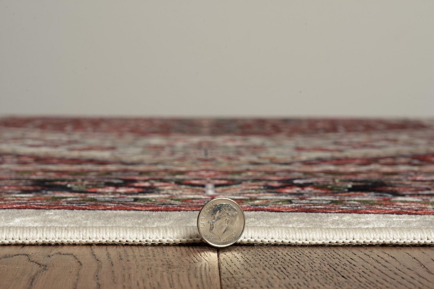 Emerald Farlin Black & Ivory 5' x 7' Area Rug