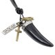 thumbnail image 3 of Collar con colgante de diente de animal jinwen con cuerda de cuero Joyería hecha a mano, 3 of 4