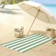 thumbnail image 5 of Toalla de playa de microfibra – Terciopelo de doble cara, secado rápido, suave, absorbente y sin arena, ideal para viajes, piscina, natación o acampada., 5 of 6
