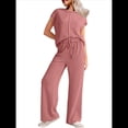 thumbnail image 3 of Conjunto Informal de Dos Piezas de Punto Acanalado para Mujer, Camiseta de Corta y Pantalón , Ideal para el Hogar y para Viajes Rojo L, 3 of 7