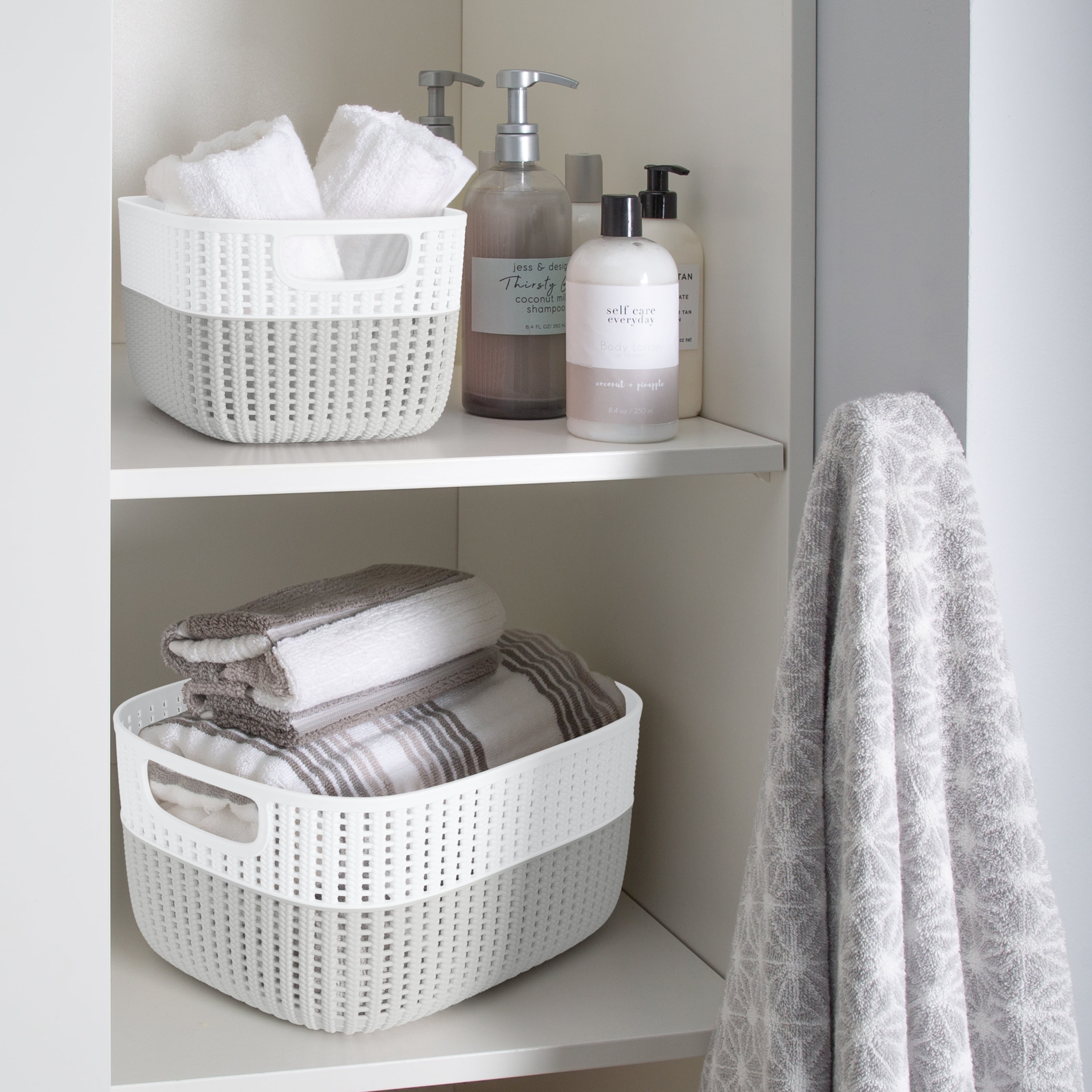 Simplify 4 Pack 2-Tone Decorative Medium Storage Basket Plastic in Heather Grey