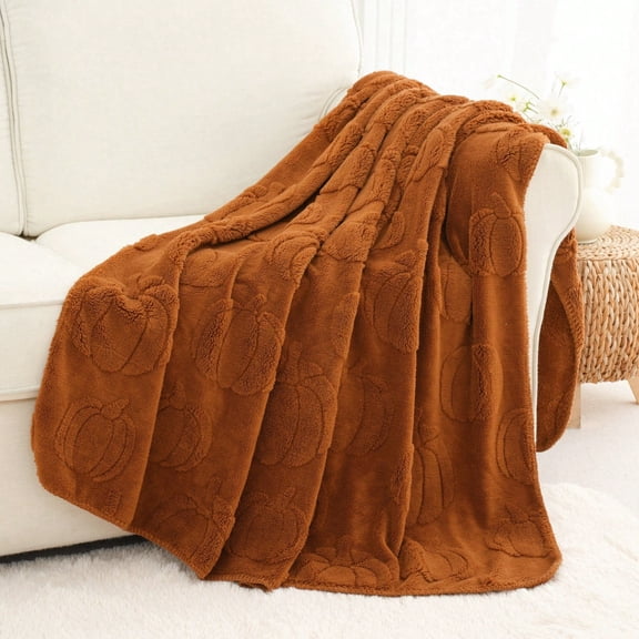 Battilo Caramel Throw Blanket for Couch, Fluffy Fleece Fall Blanket with Pumpkin Pattern, Halloween Decor, 50"x60"