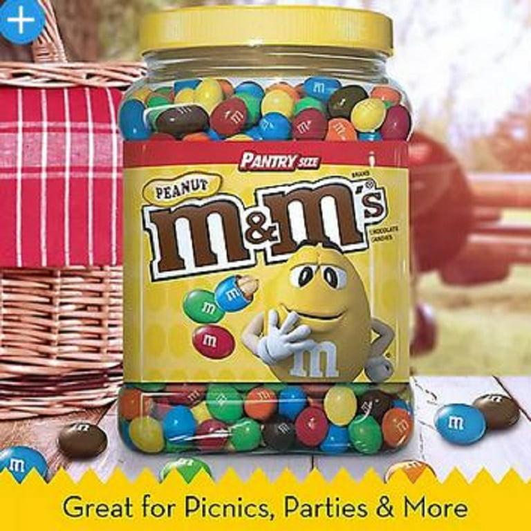 M&M'S Chocolate Candy Bulk Jar, Peanut Milk Chocolate Candy, 62 oz.