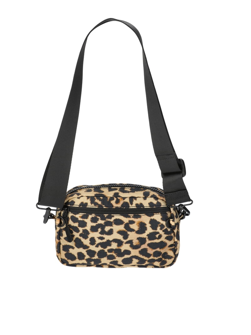 No Boundaries Women's Hands Free Belt Bag with Bungee Toggle