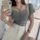 thumbnail image 1 of VISgogo Mujeres Casual Crop Tops, Color Sólido Manga Corta Slim-Fit Plisado Tops, Talla única VISgogo moda, 1 of 2