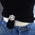 thumbnail image 5 of Mujeres Cristal Perla Lazo Flor Bufanda Hebilla Chal Soporte Anillo Bufandas Cárdigan Clips de círculo abierto Broche multifuncional Joyería, 5 of 5