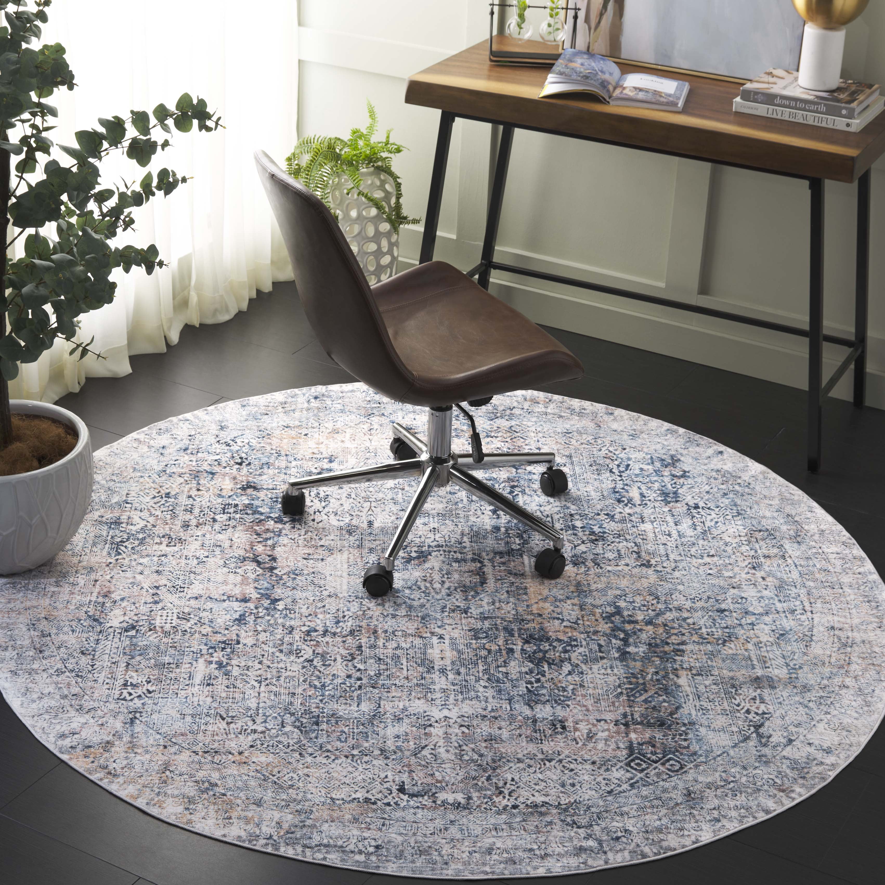 SAFAVIEH Santa Monica Alice Abstract Polyester Area Rug, Navy/Beige, 6' x 6' Round