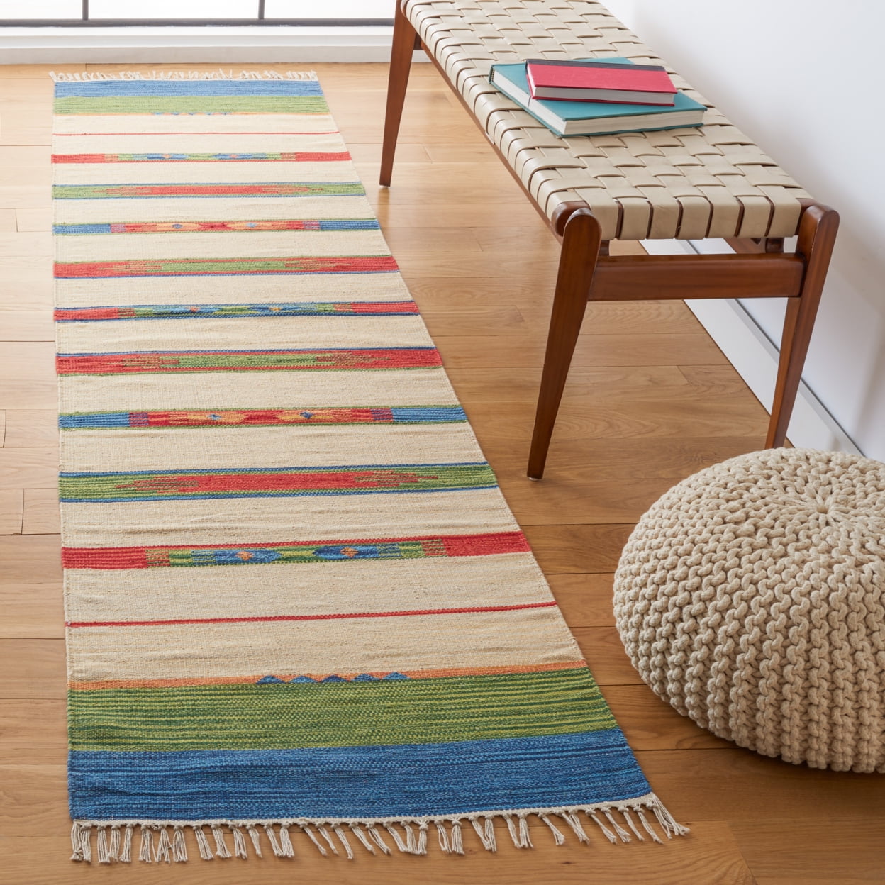 SAFAVIEH Montauk Aindreas Southwestern Cotton Area Rug, Green/Blue, 6' x 6' Square