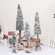 thumbnail image 4 of Mini árbol de Navidad Artificial, copo de nieve en miniatura, hermoso, decorativo para el hogar, cocina, plantas de escritorio, Navidad, 4 of 5