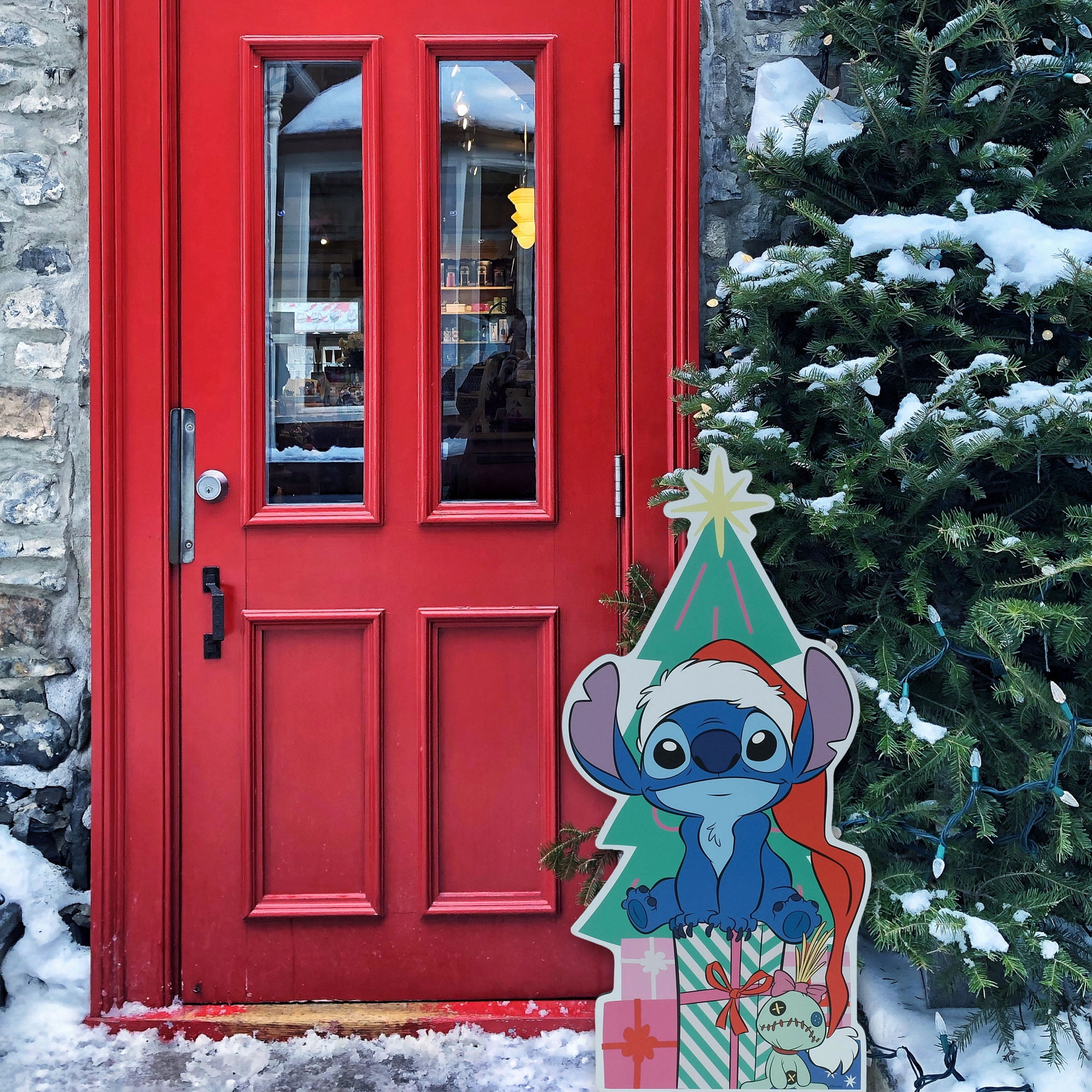 Disney Stitch Christmas MDF Greeter – 28 Inch Holiday Décor