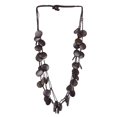 thumbnail image 2 of Collar de Perlas de Madera Hecho a Mano Perfecl Café Redondo 65cm, 2 of 8