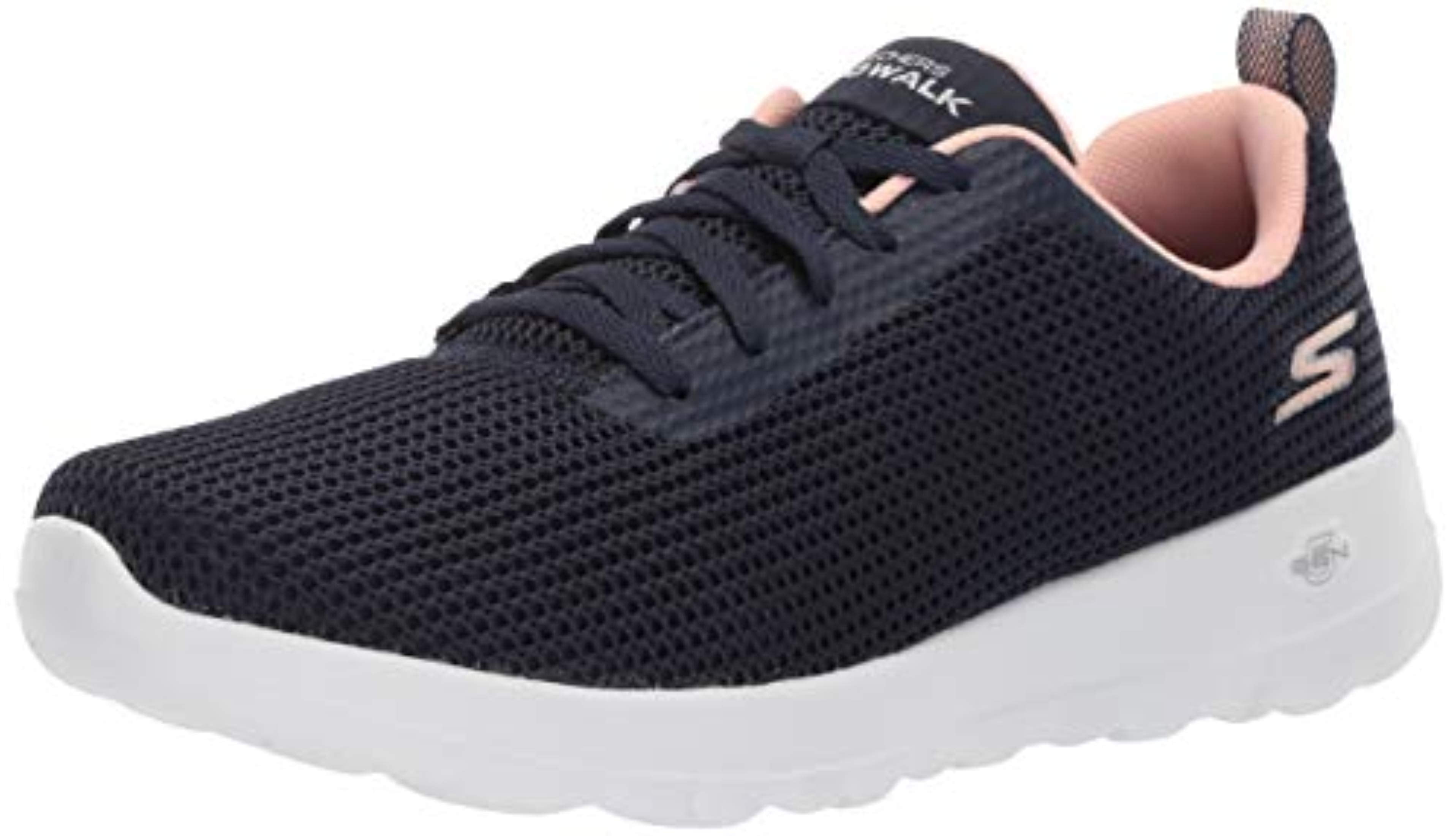 Sketcher Go Walk Qustdn