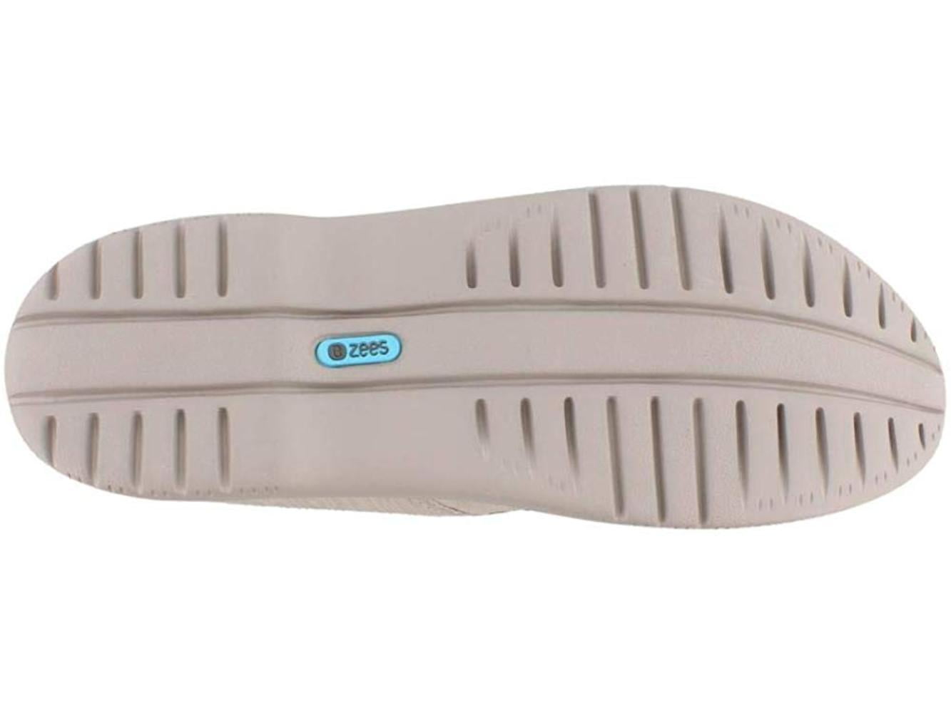 bzees aspire slip on