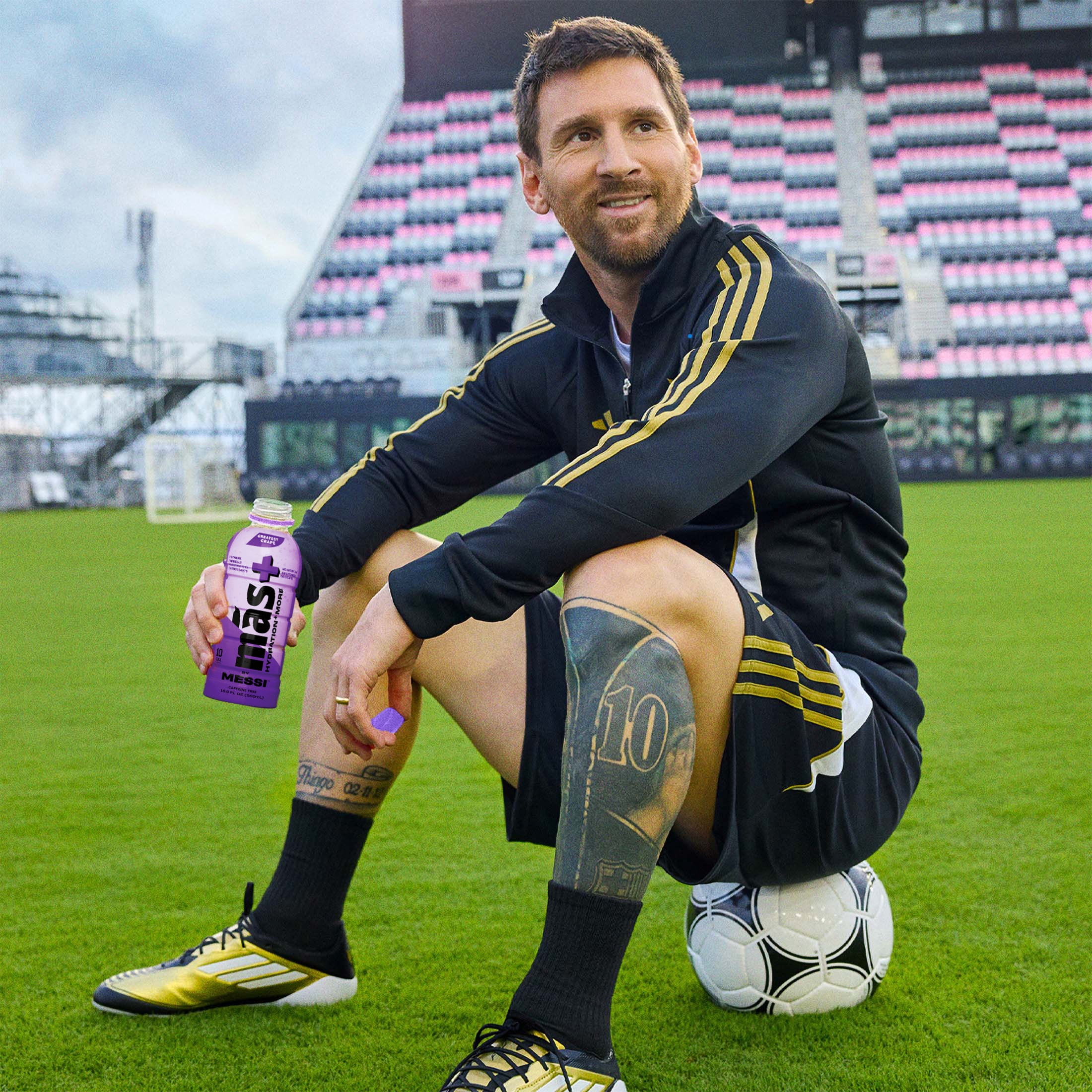 Más+ by Messi Hydration Sports Drink Greatest Grape, 16.9 fl oz Bottle