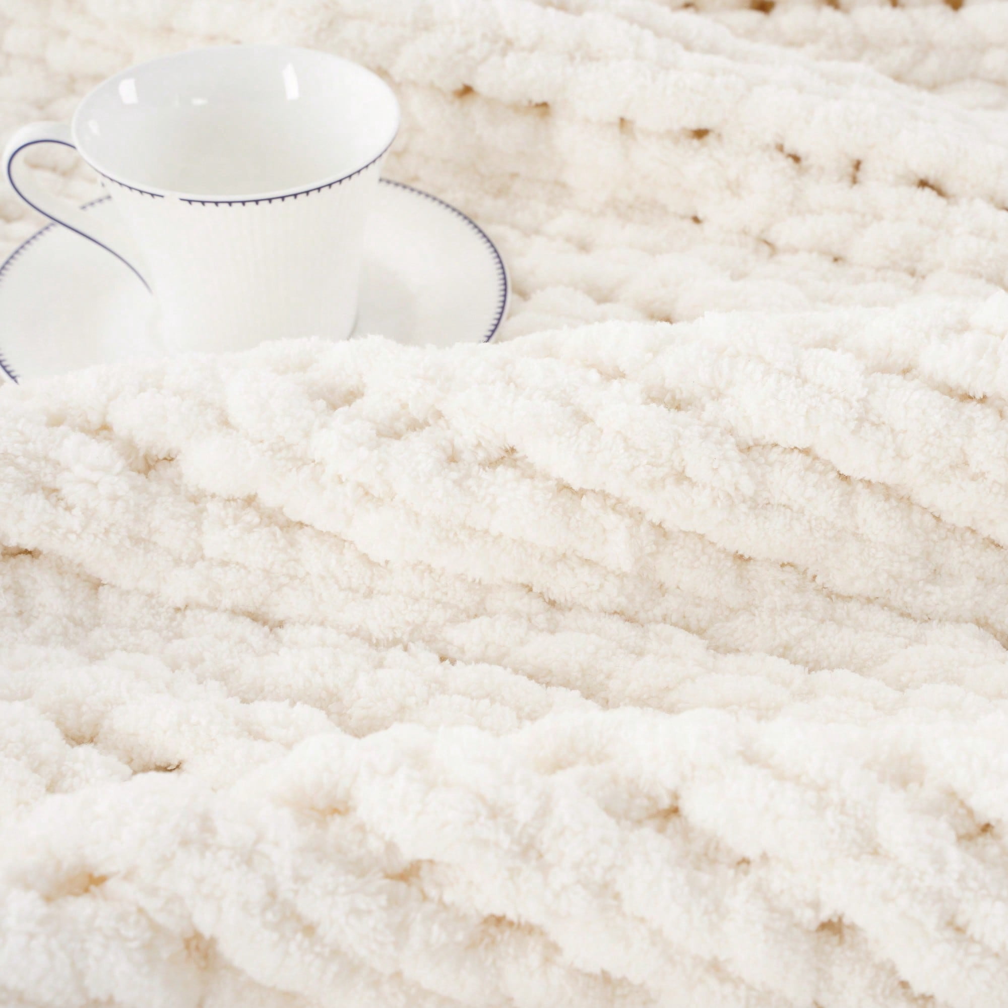 Battilo Cream Chunky Knit Throw Blanket,White Thick Chenille Throw Blankets for Living Room,50"x60"