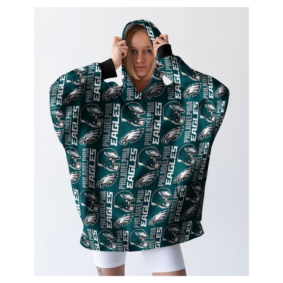 Pegasus Philadelphia Eagles Homefield Repeat Logo Wearable Hooded Blanket