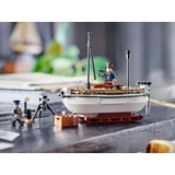 LEGO Shackletonâ€™s Lifeboat 40729, Model Boat Kit with Minifigures ...