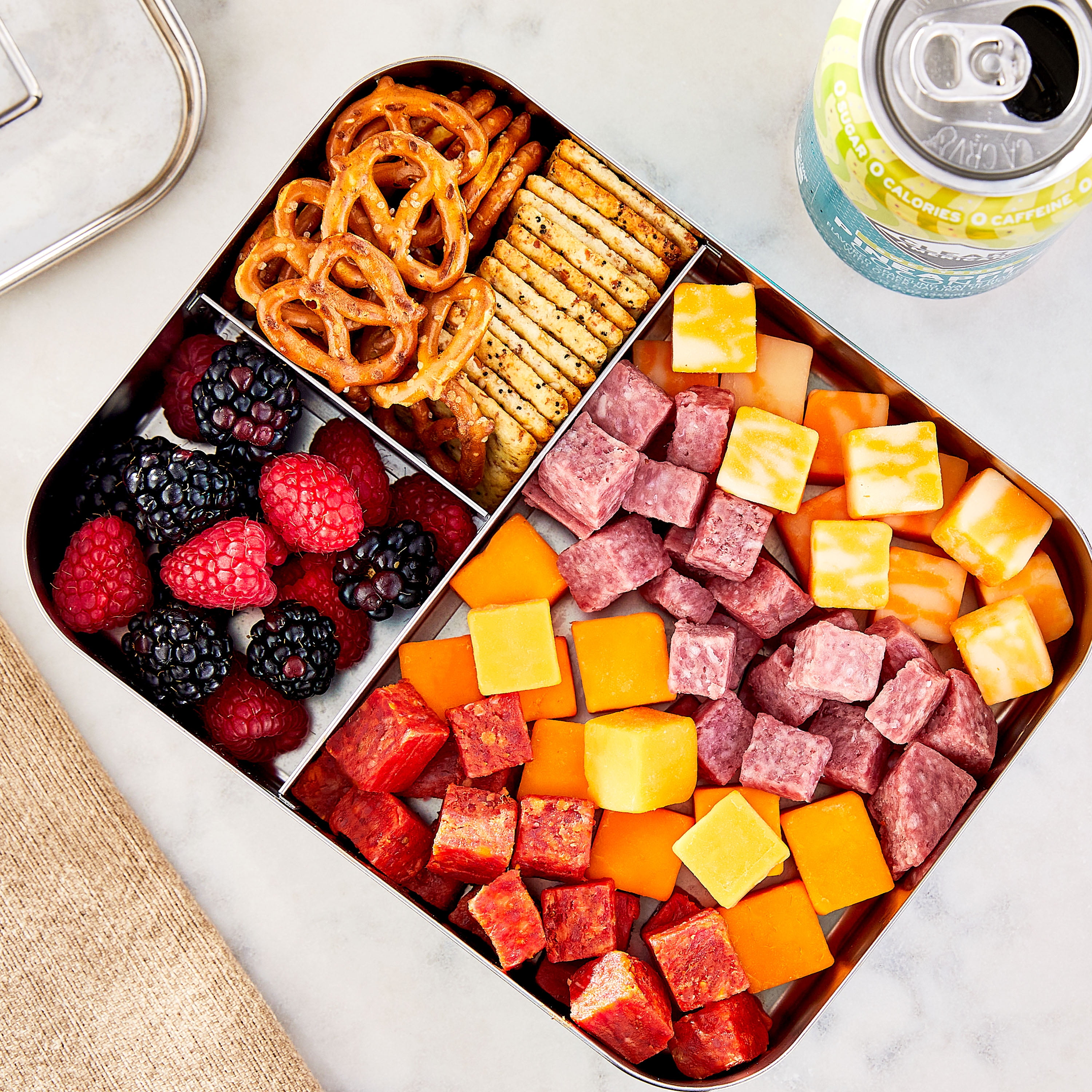 Prima Della Assorted Cubed Meat & Cheese, 12 oz, Plastic Tray (Cubed, Refrigerated)