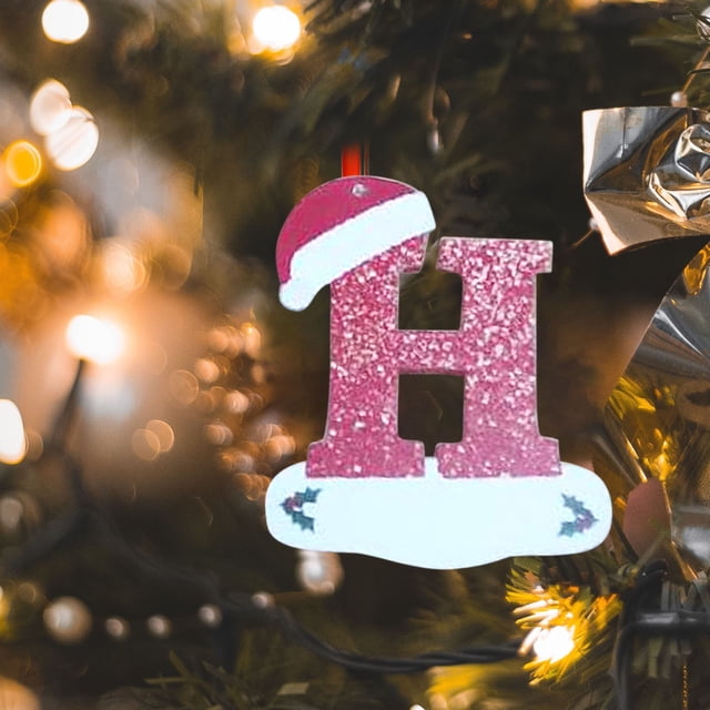 Fiudx Colgante de Letra Navideña, Diseño de 26 Letras, Gorro Navideño Rojo y Blanco, Material de Pvc, Decoración para Árbol de Navidad, Opción de Regalo Personalizado, 10 X 7,5 Cm, Ideal para Familia