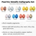 thumbnail image 2 of Conjunto de Caligrafía Metálica Jacquard Pearl Ex con Frascos de 3g, 2 of 7