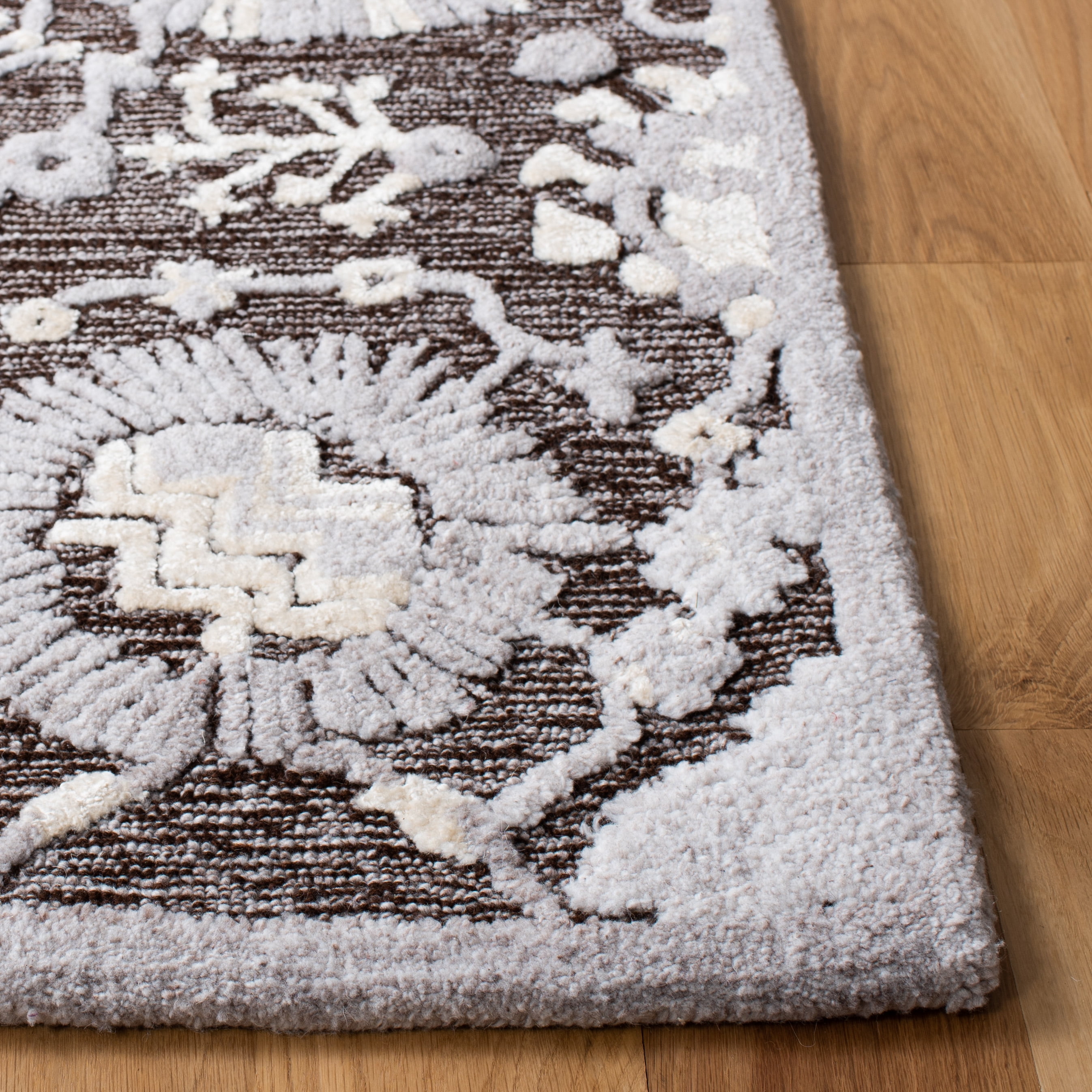 SAFAVIEH Glamour Quinten Floral Area Rug, Dark Brown/Ivory, 8' x 10'