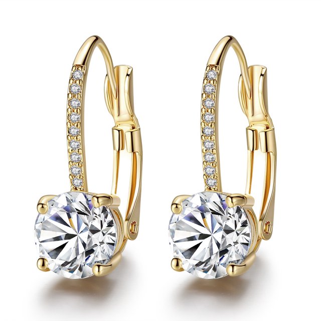 Aretes con microconjunto de diamantes redondos de cuatro puntas para mujer en oro