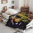 thumbnail image 3 of Manta polar de Minions, súper suave y acogedora, manta de franela ligera y cómoda, manta de felpa cálida para sofá, cama, 40 x 60 pulgadas, 3 of 7