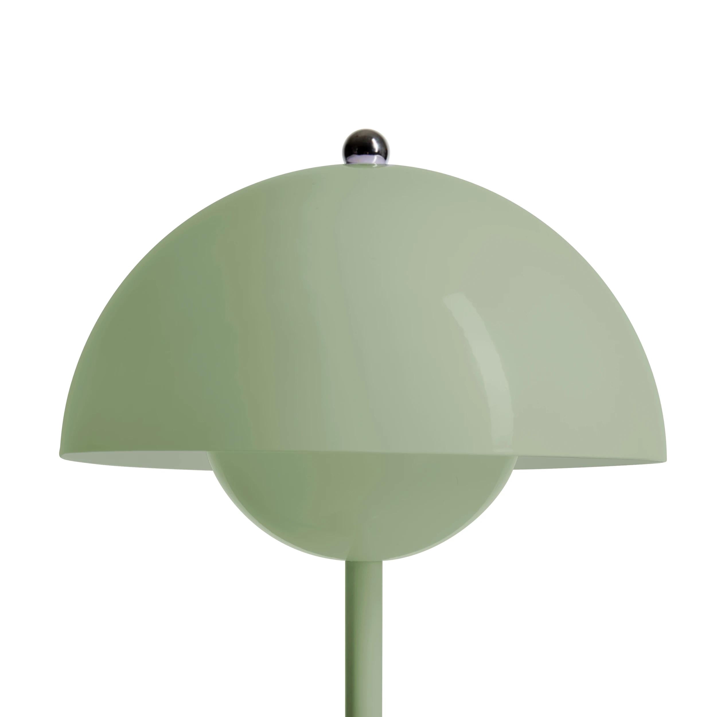 Anko Nico Port Lamp, Olive Metal