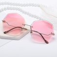 thumbnail image 4 of Unisex Square Classic Cat Eye Sunglasses Cateye Sunglasses Y982, 4 of 5