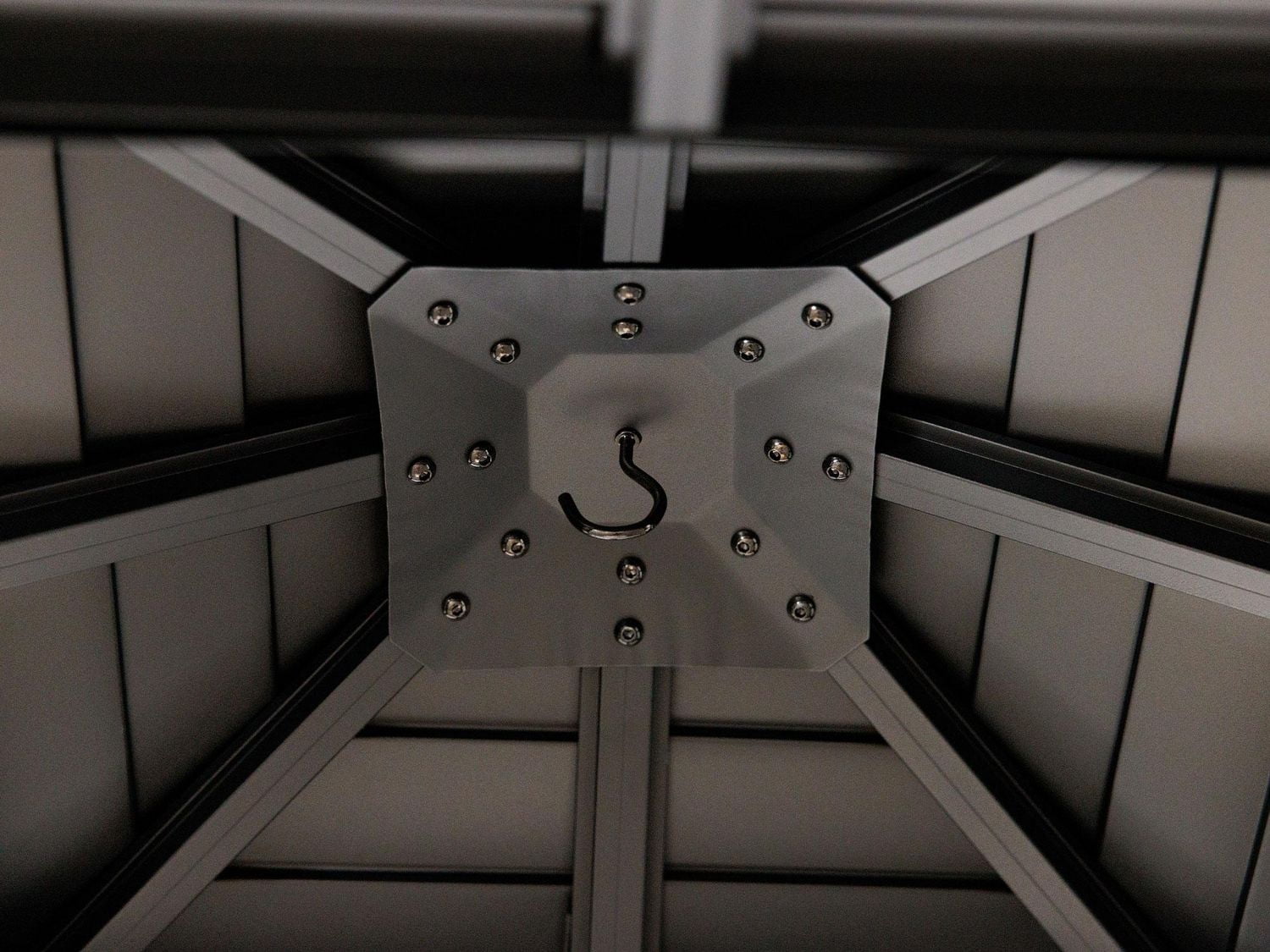 Shefford Gazebo Toit Métal 8x8