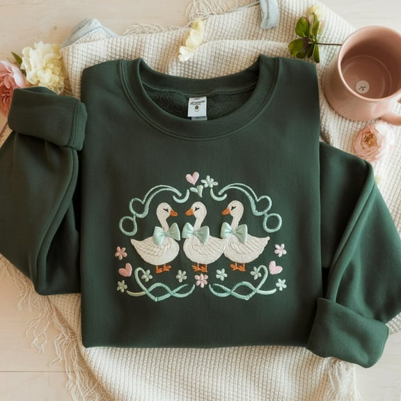 Vintage 80s Embroidered Goose Sweatshirt: Cottagecore Farm Tee
