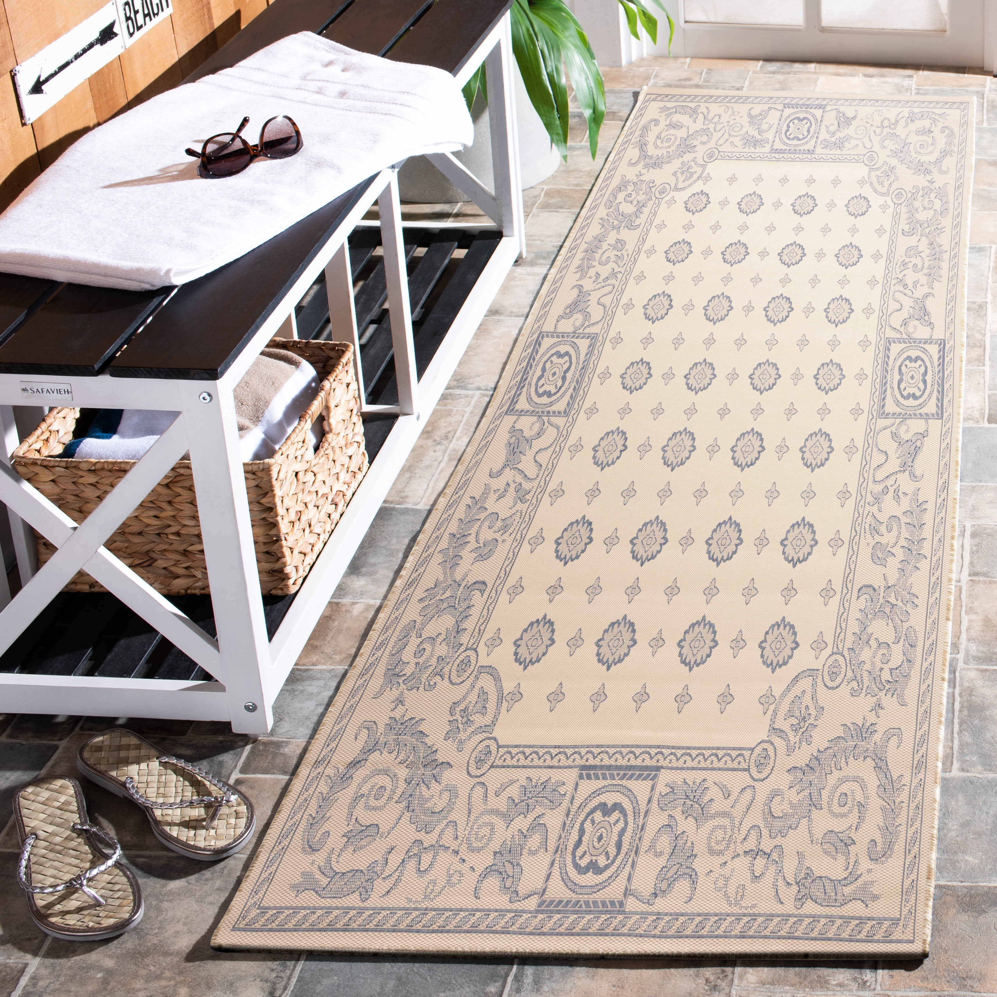 Safavieh Courtyard Erin Bordered Indoor/Outdoor Area Rug, Natural/Blue, 5'3" x 7'7"