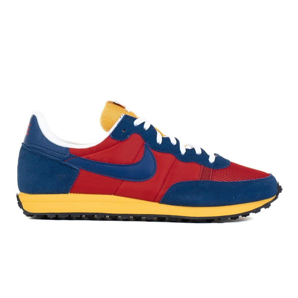 size nike challenger og