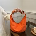 thumbnail image 3 of Bolso de nailon con correa ajustable para mujer con cremallera Hobo Bag Sling Bag, 3 of 9