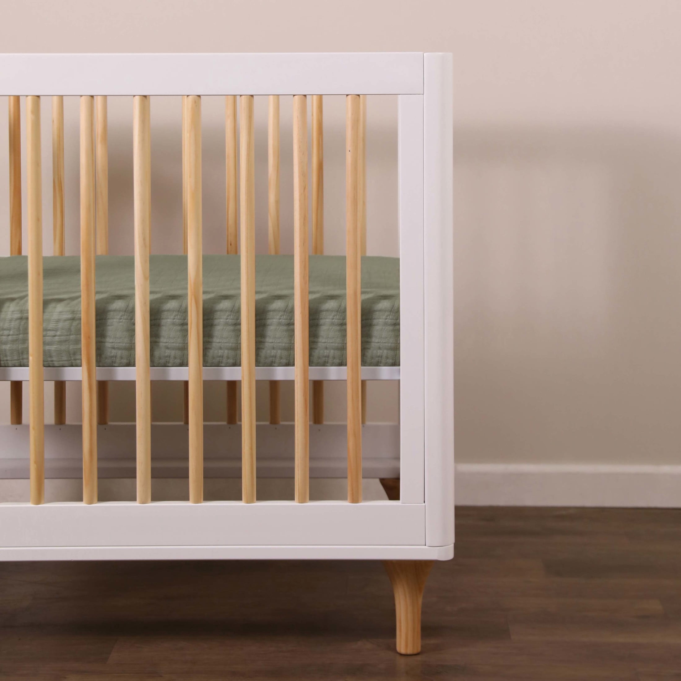 Babyletto Mini Crib Sheet in GOTS Certified Organic Muslin Cotton
