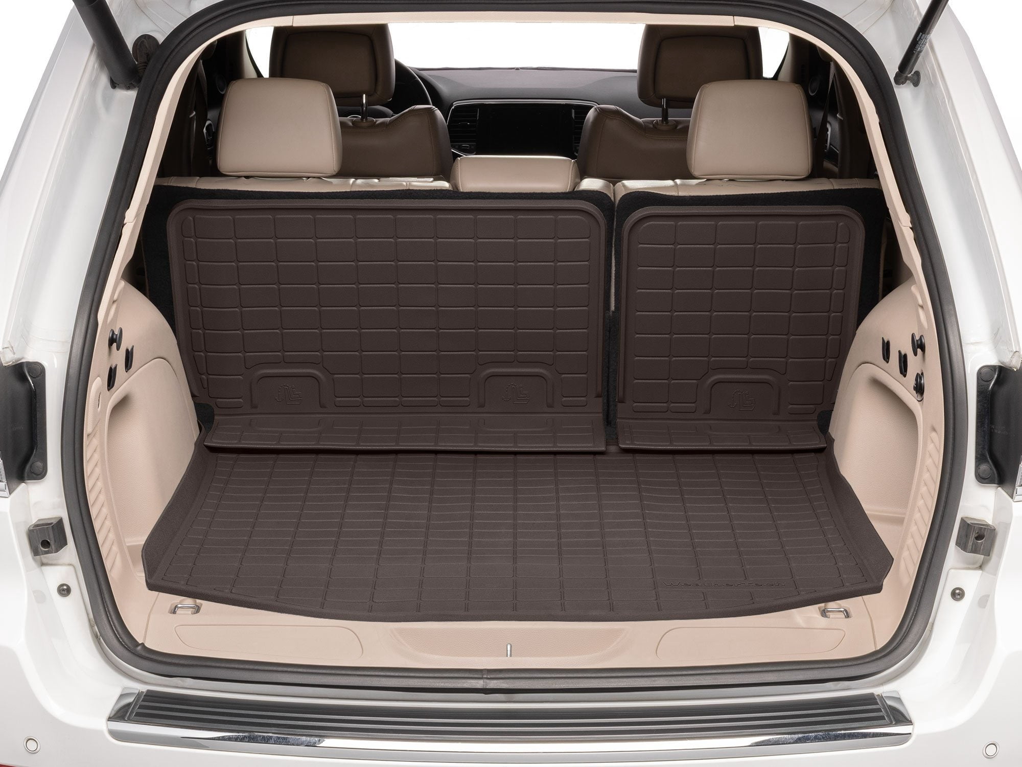WeatherTech Cargo Liner HP compatible with 2011-2021 Jeep Grand Cherokee - Behind 2nd Row, Cocoa