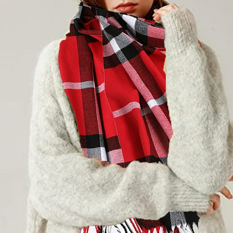 Checkered store neck scarf