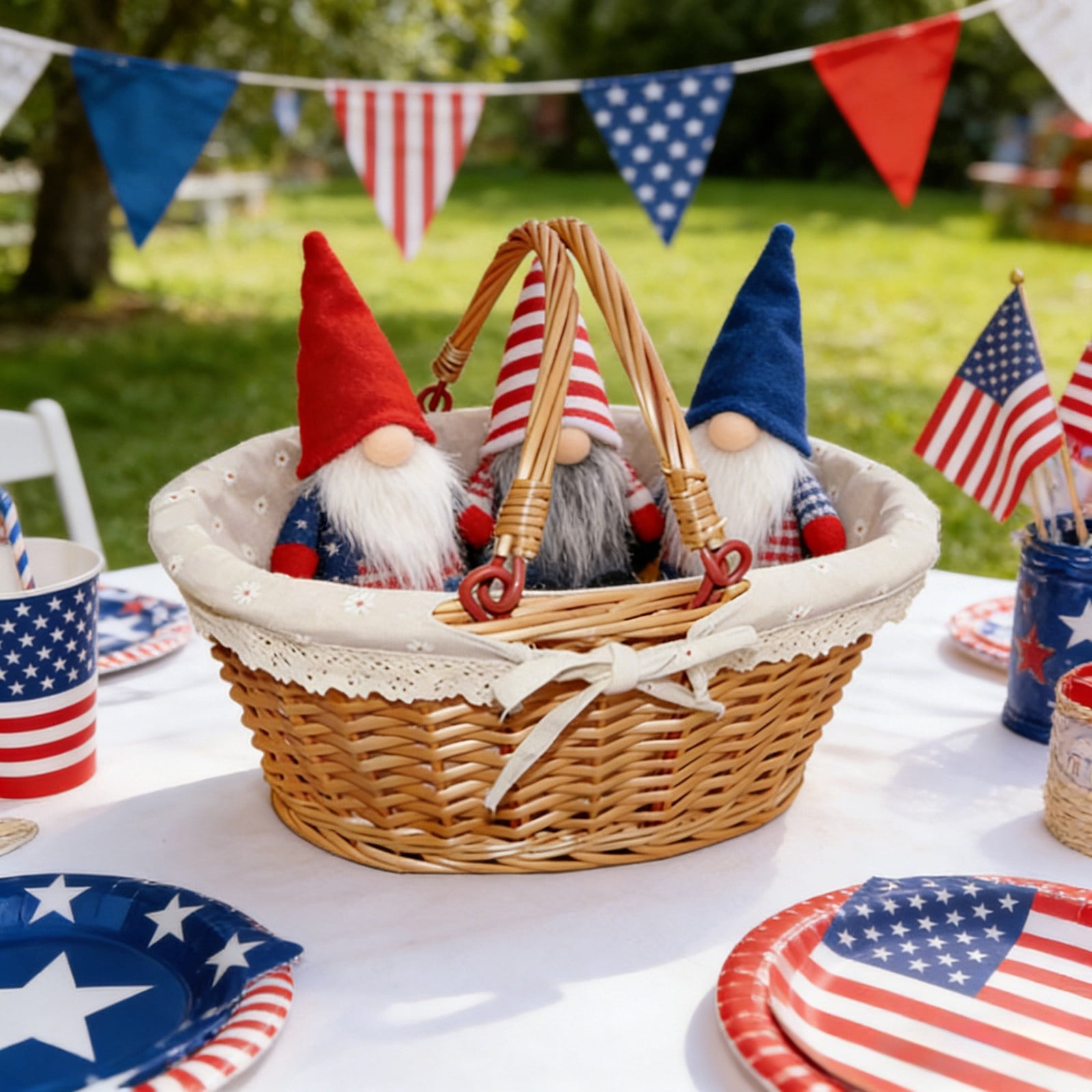 Handwoven Wicker Picnic Basket With White Liner & Handle Decorative Storage Basket For 4th Of July Easter Wedding Grocery Shopping