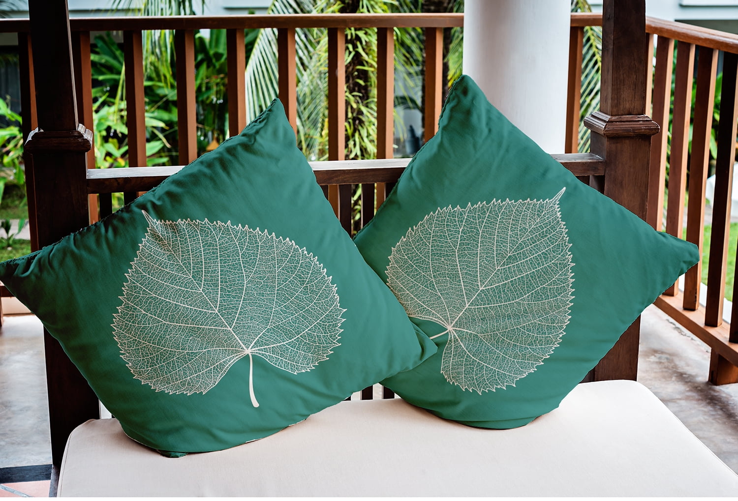 20" x 20" Simply Daisy Leaf Study Polyester Indoor/Outdoor Pillow, Desert Turquoise Qty 1