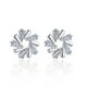 thumbnail image 4 of Pendientes de Moda con Forma de Flor de Cristal de Hielo y Circonita Trapezoidal de Cuproníquel para Mujer | Material de Aleación | 1 Par, 4 of 7