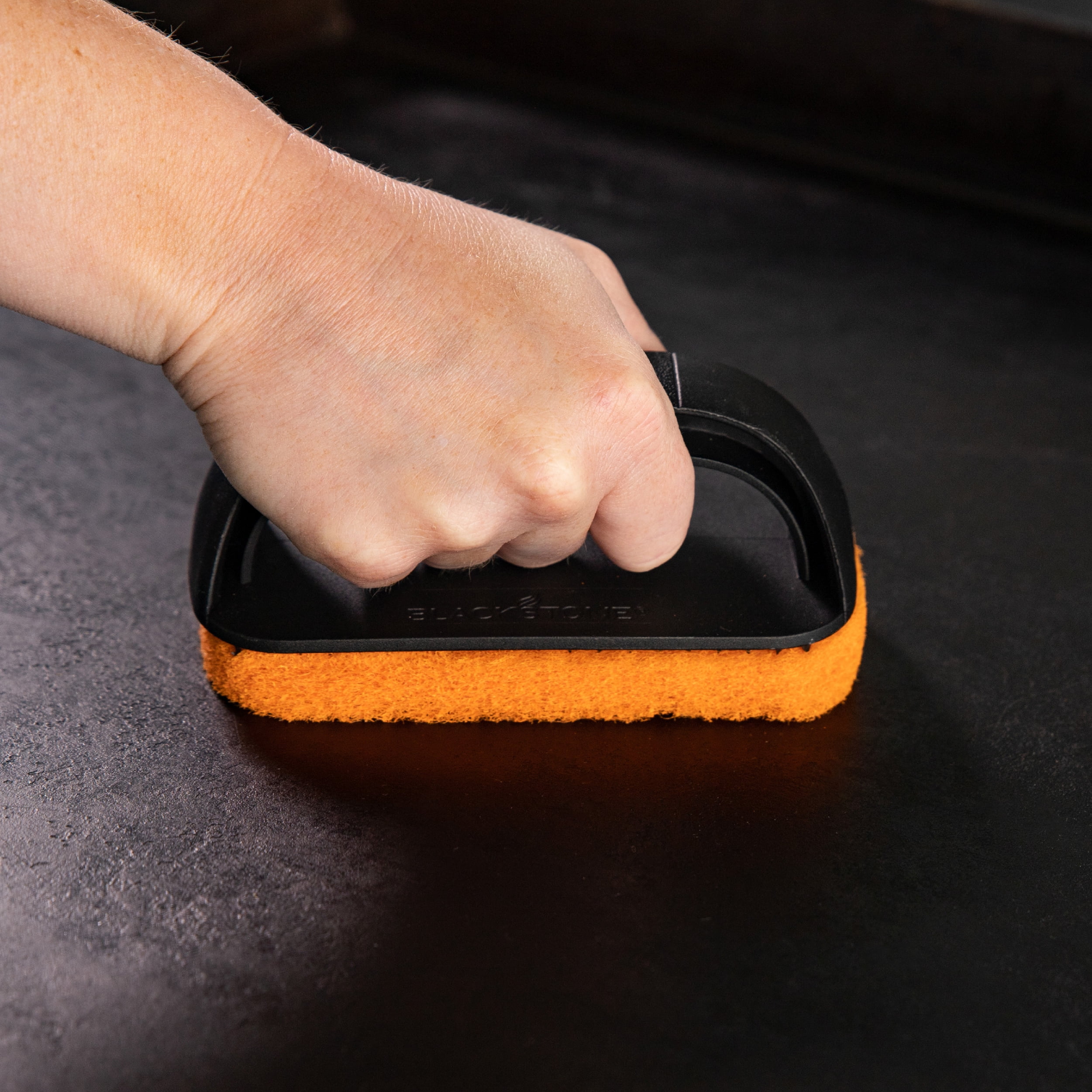 Blackstone 8 Piece Griddle Cleaning Kit Works on Hot or Cold Surfaces