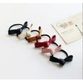 thumbnail image 1 of 6 Piezas Lazos para el Cabello con Lazos Anudados Pequeños de Color Aleatorio Diademas de Cuero de PU Cuerdas para el Cabello Simples Soporte para Cola de Caballo Accesorios para el Cabello Rizado Pes, 1 of 3